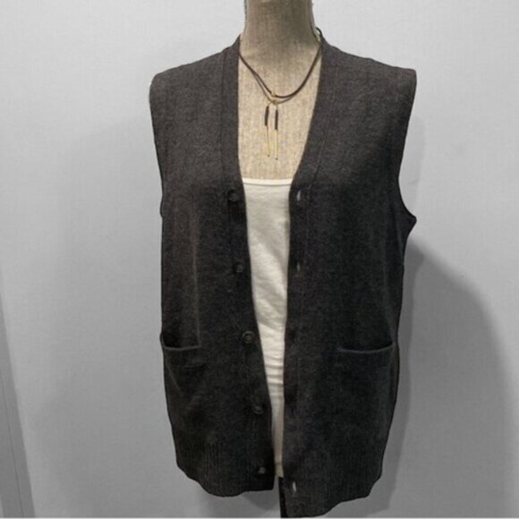 Banana Republic Merino Wool Vest small/medium fits Grey - Picture 3 of 14